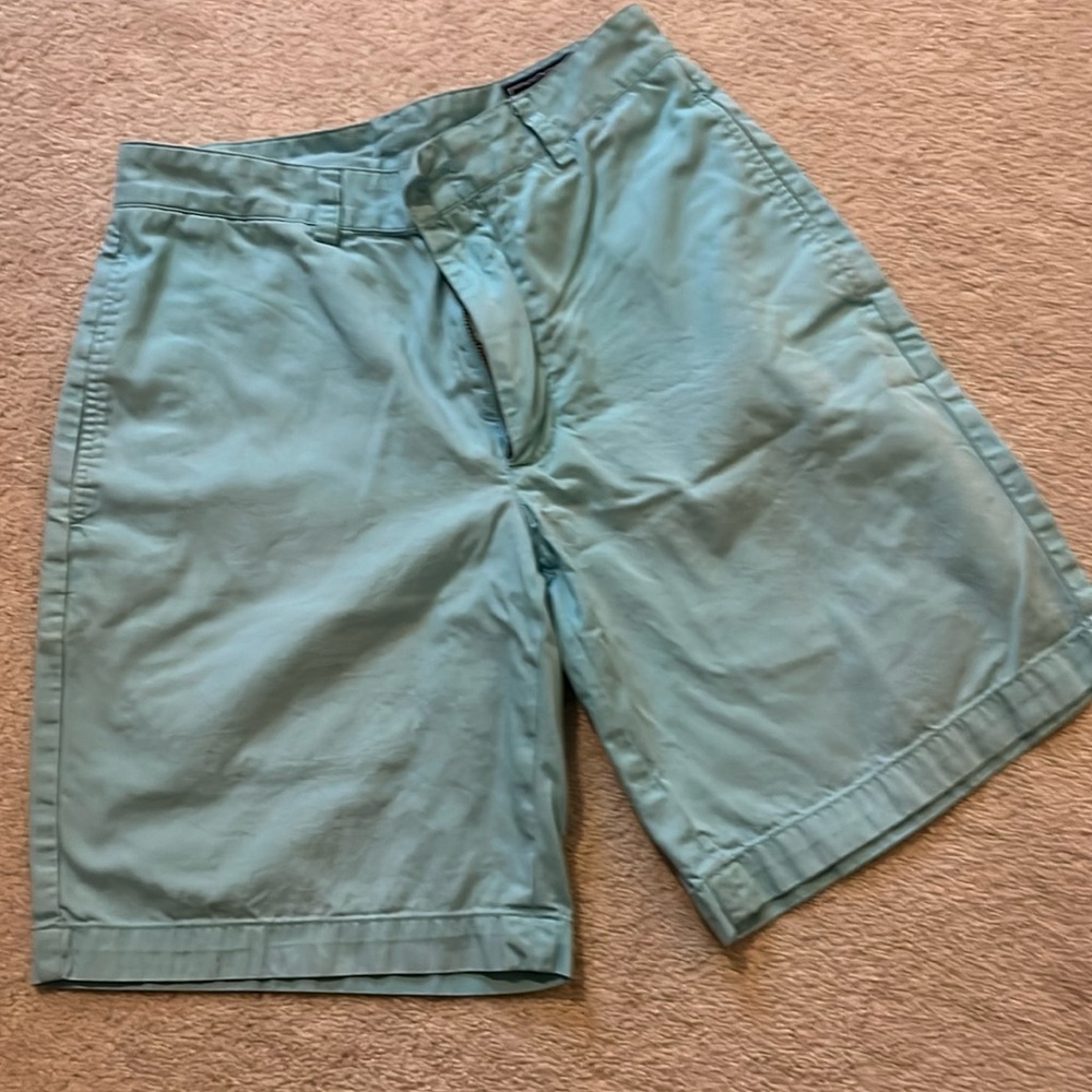 Men’s Vineyard Vines pastel blue club shorts.